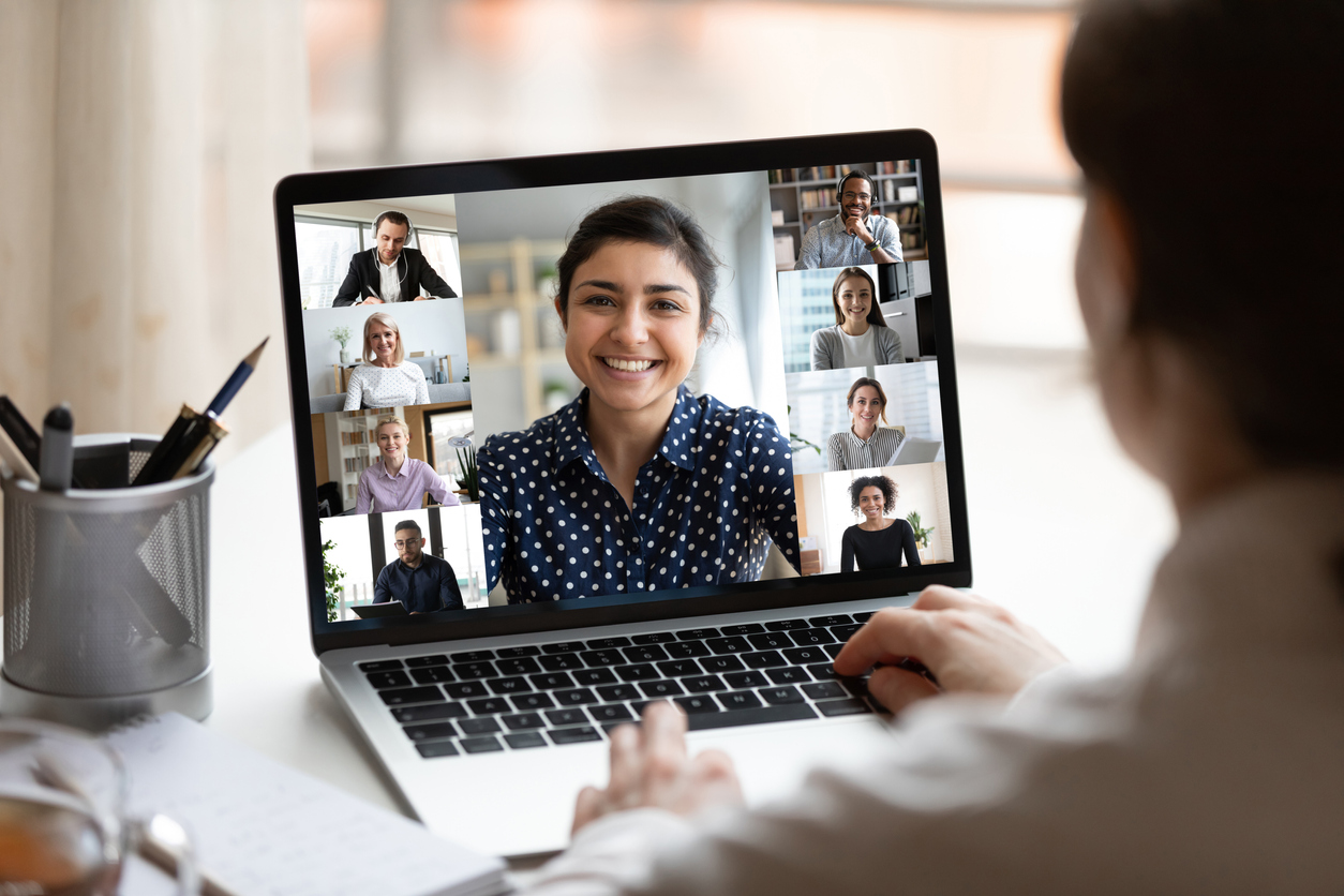 Comment faire un webinaire sur Zoom.